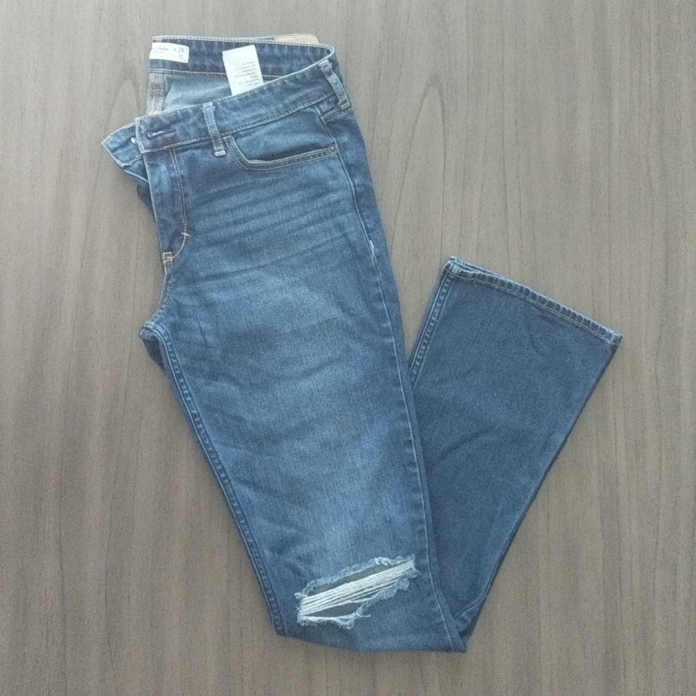 SOLD 4/10 - Abercrombie & Fitch Bootcut Jeans